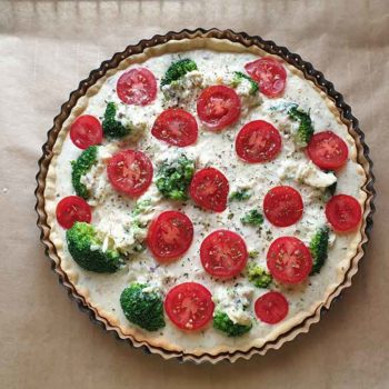 Recipe Vegetable Quiche with Broccoli and Tomatoes low-carb gluten-free