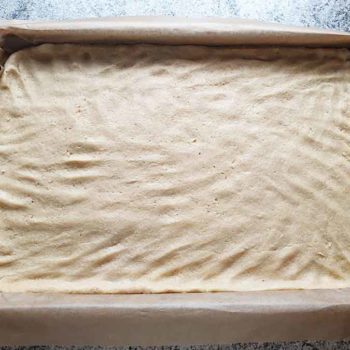 Recipe Quick Apple Pie Tray Bake low-carb gluten-free